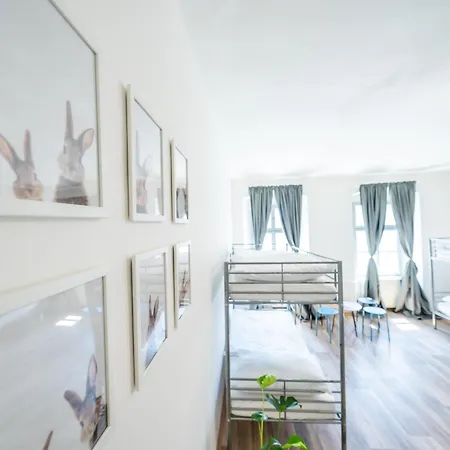 ホステル Party Kralikarna *